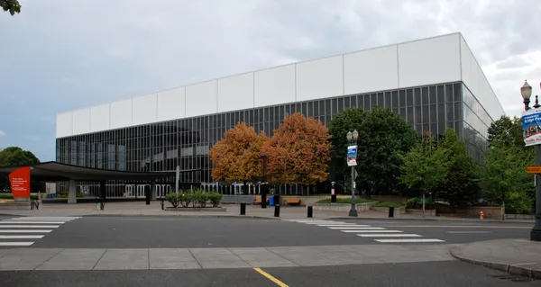 MLK Day Double Feature: Hoops and Hockey Take Center Stage in Portland