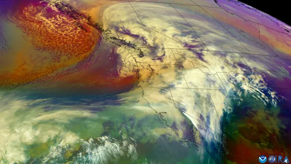 Moderate atmospheric river targets Oregon and Washington this weekend, bringing rain, high snow levels, and runoff concerns