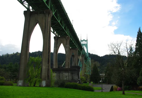 Resilience in the Rose City: Your Tuesday Morning Briefing