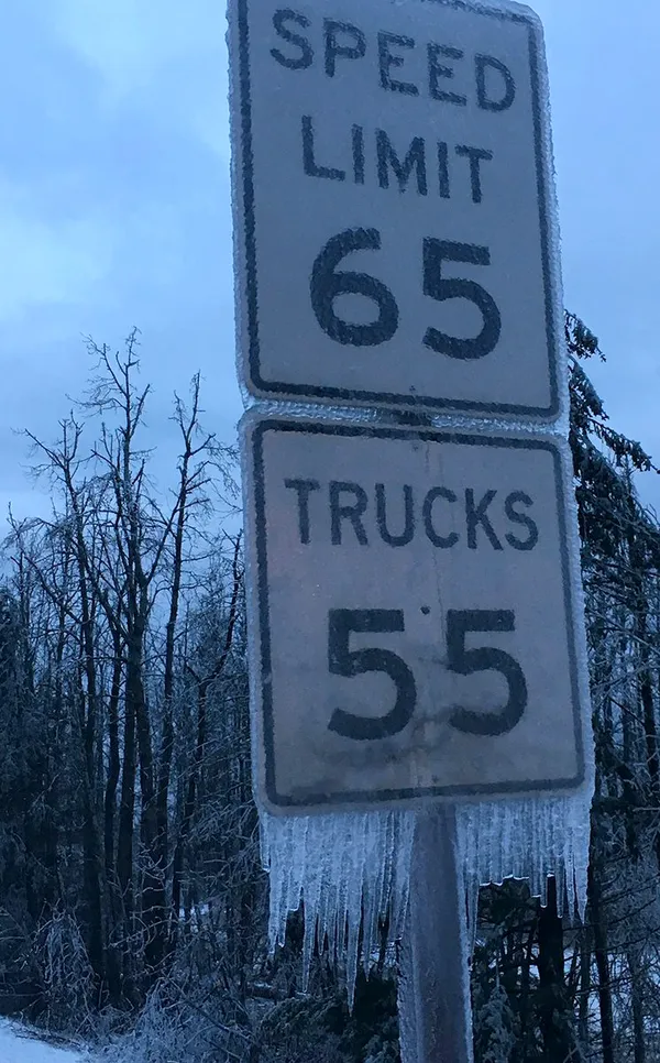 Freezing Fog and Major Lane Closures on I-84 and OR 224 Impact Friday Morning Commute