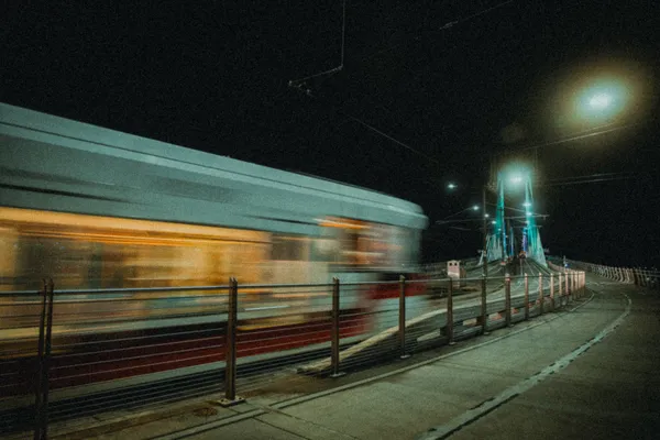 MAX Blue Line Disruptions and I-205 Lane Closures Impact Tuesday Commute