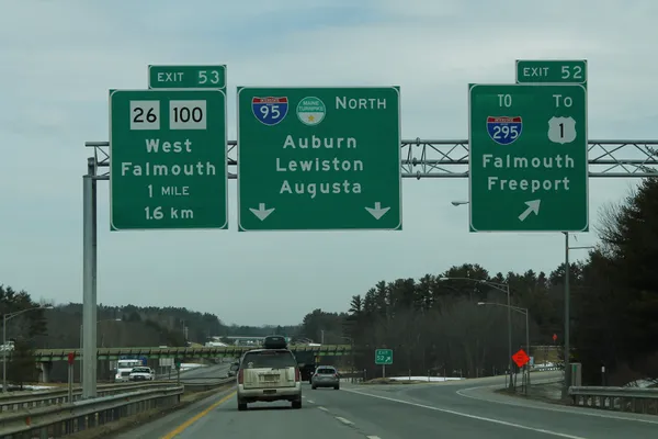 Windham driver dies after single-vehicle rollover on I-95 Exit 53 off-ramp near Portland